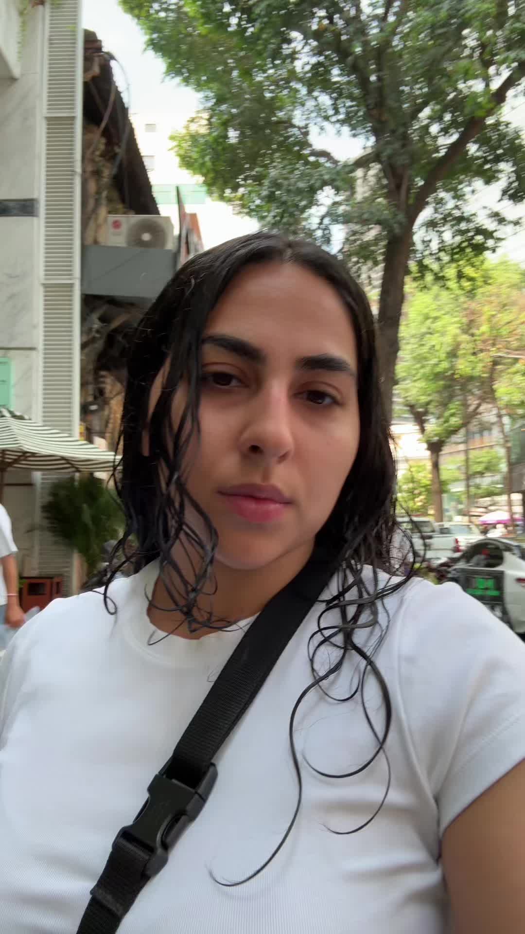 @anizzle
