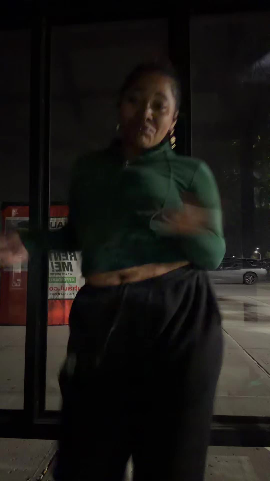 @Carmen_shmoney