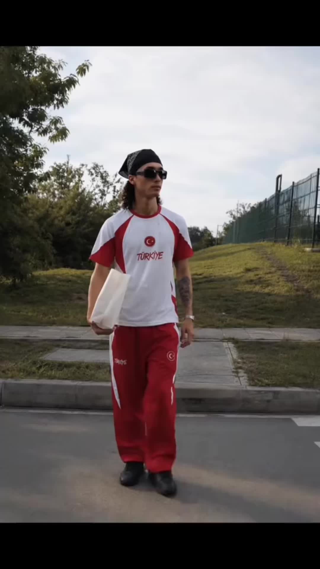 @D4YU