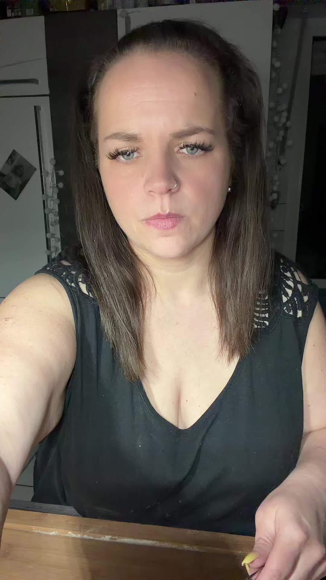 @🍉Sarah1988🍉
