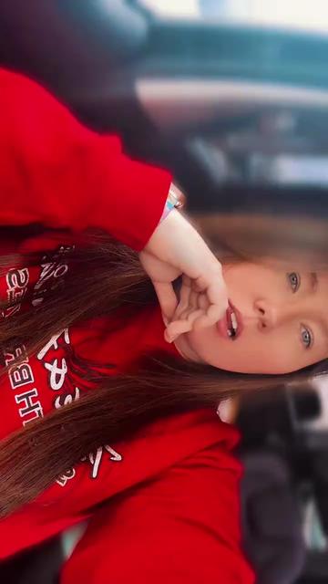 @Xoxo.B