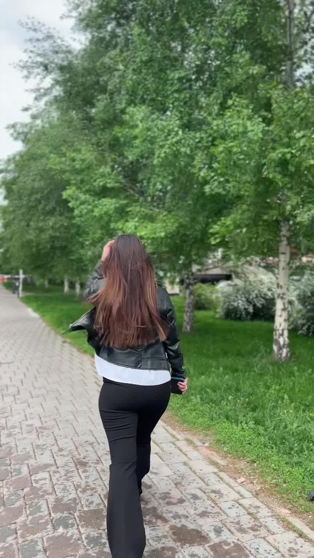 @Zara__