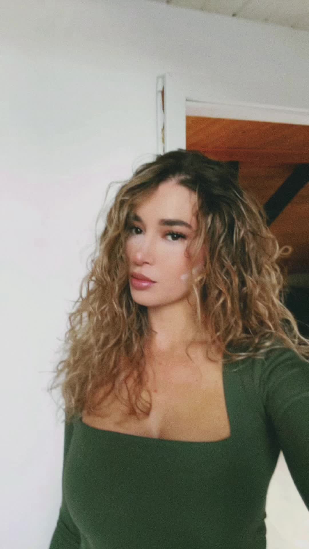 @𝔅𝔲𝔮𝔢