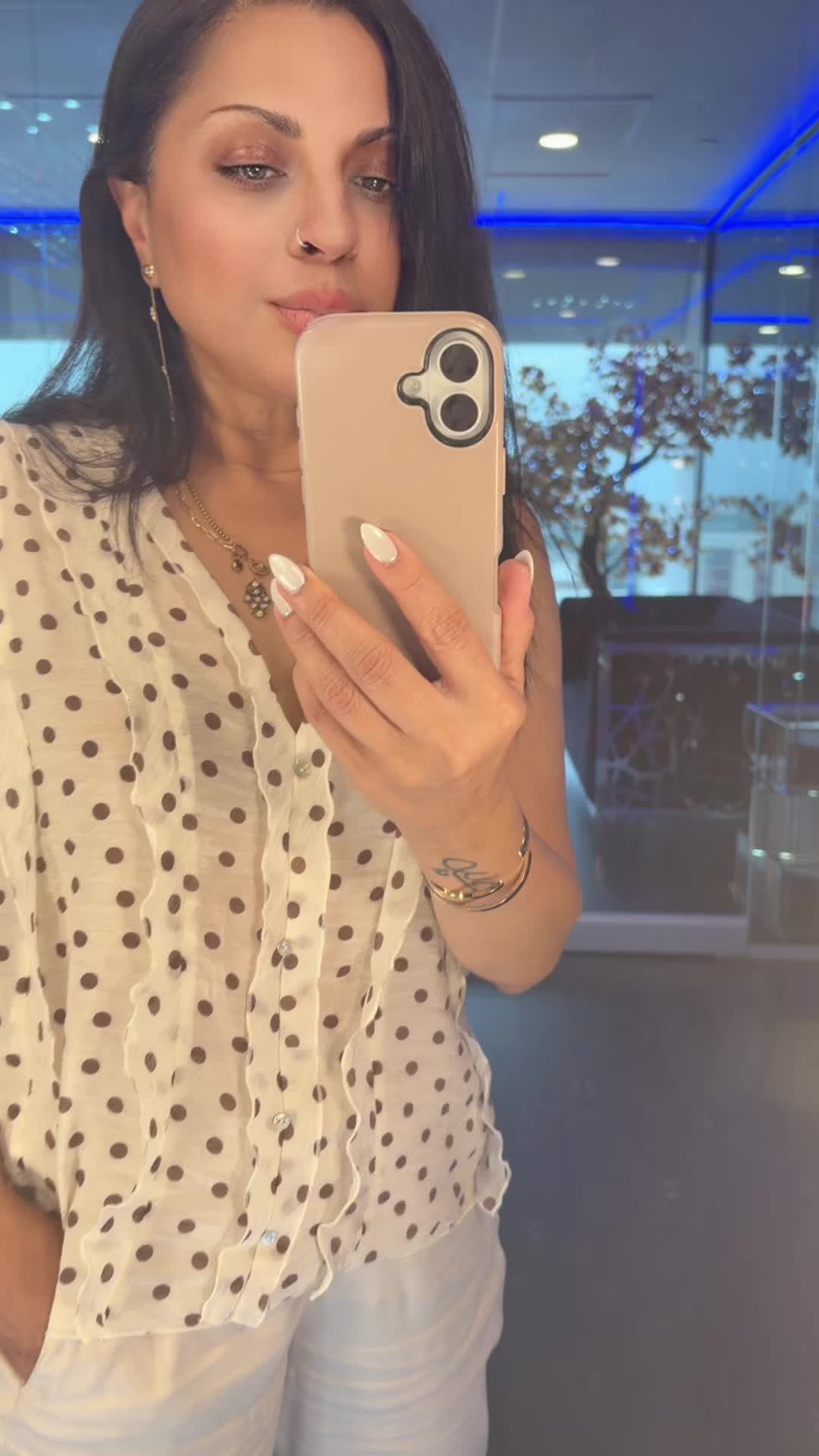 @Samia Adil