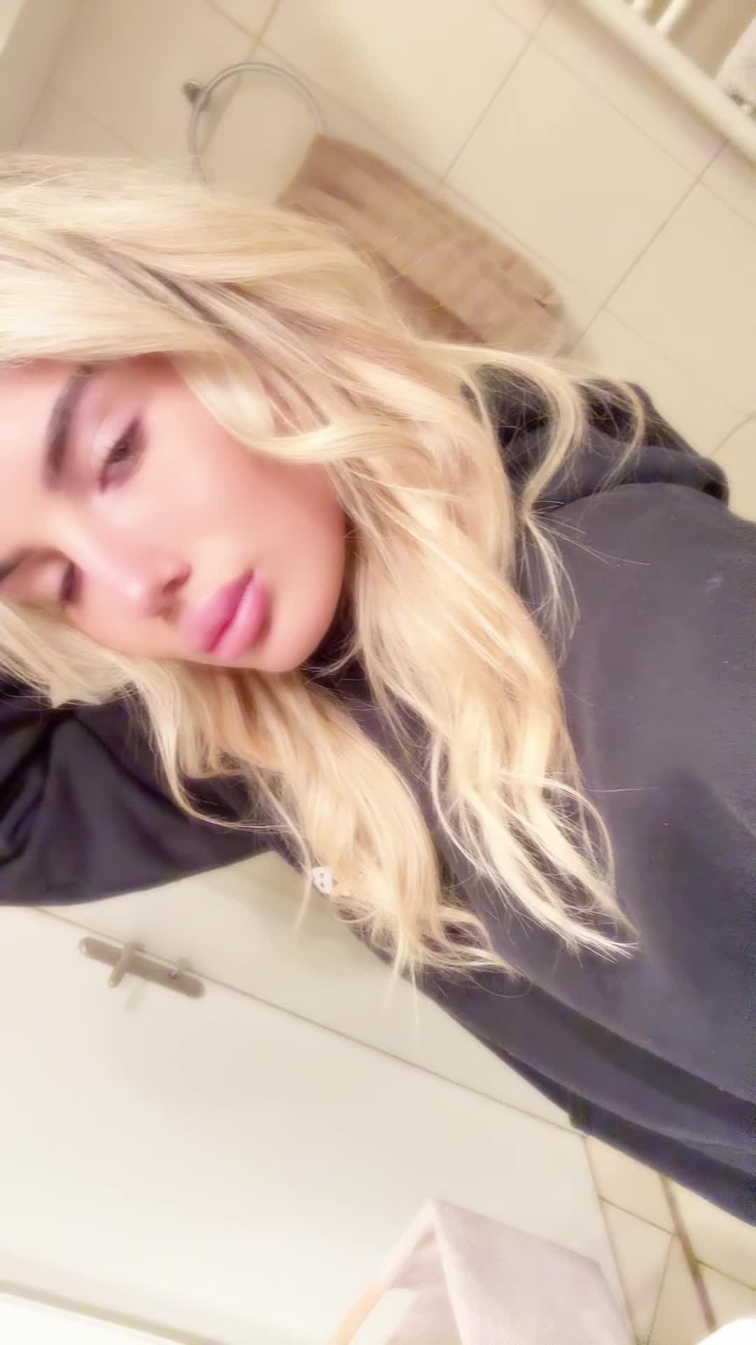 @anjazvonarevicc