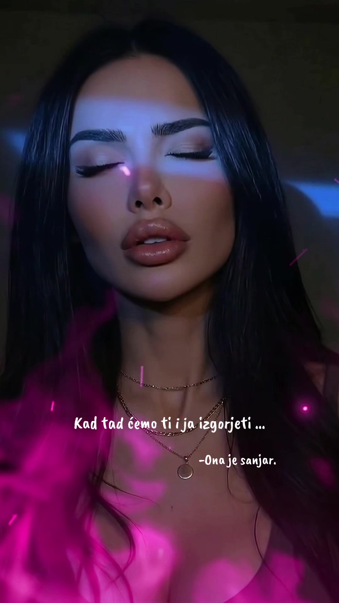@-Ona je sanjar.☆
