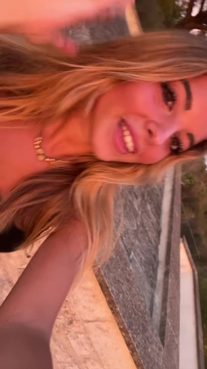@Carocaro