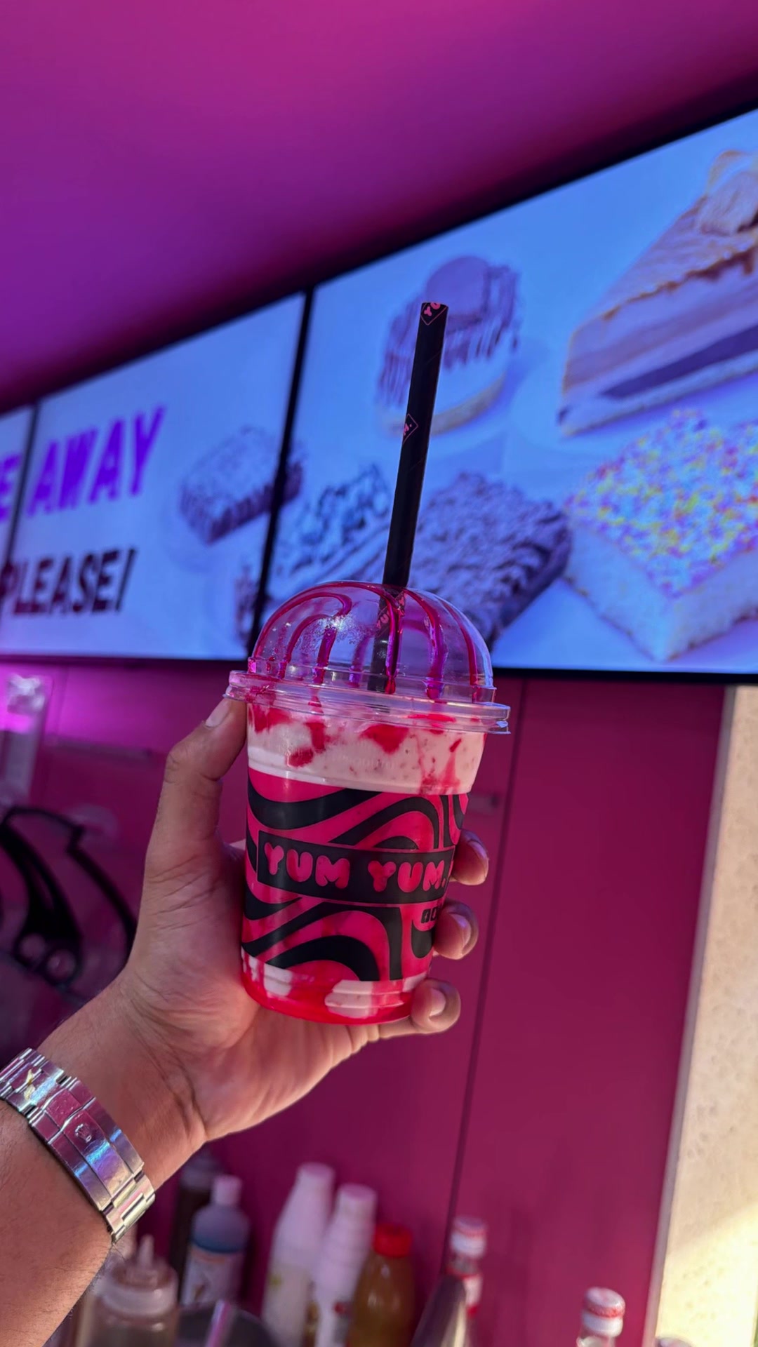@Yum Yum Burgers & Desserts