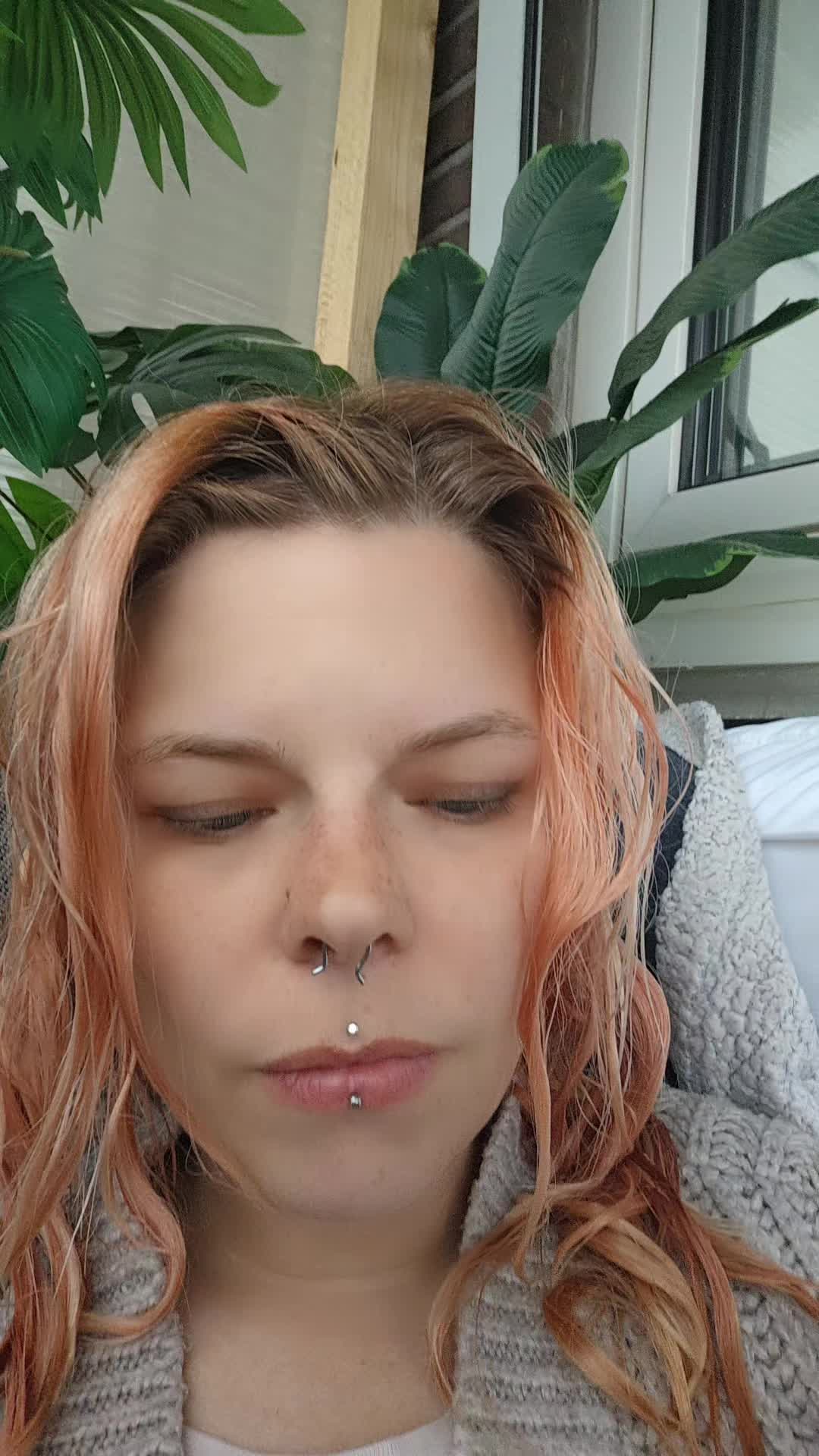 @Katastroffeenqueen