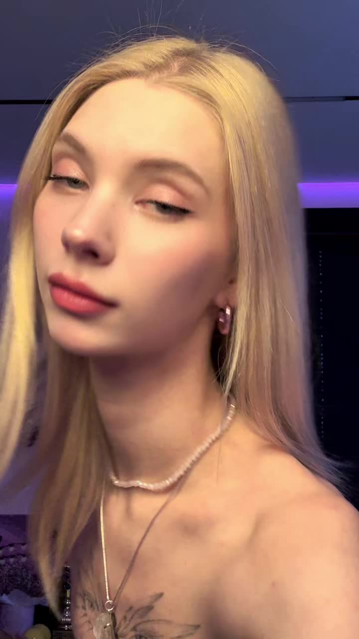 @Лера
