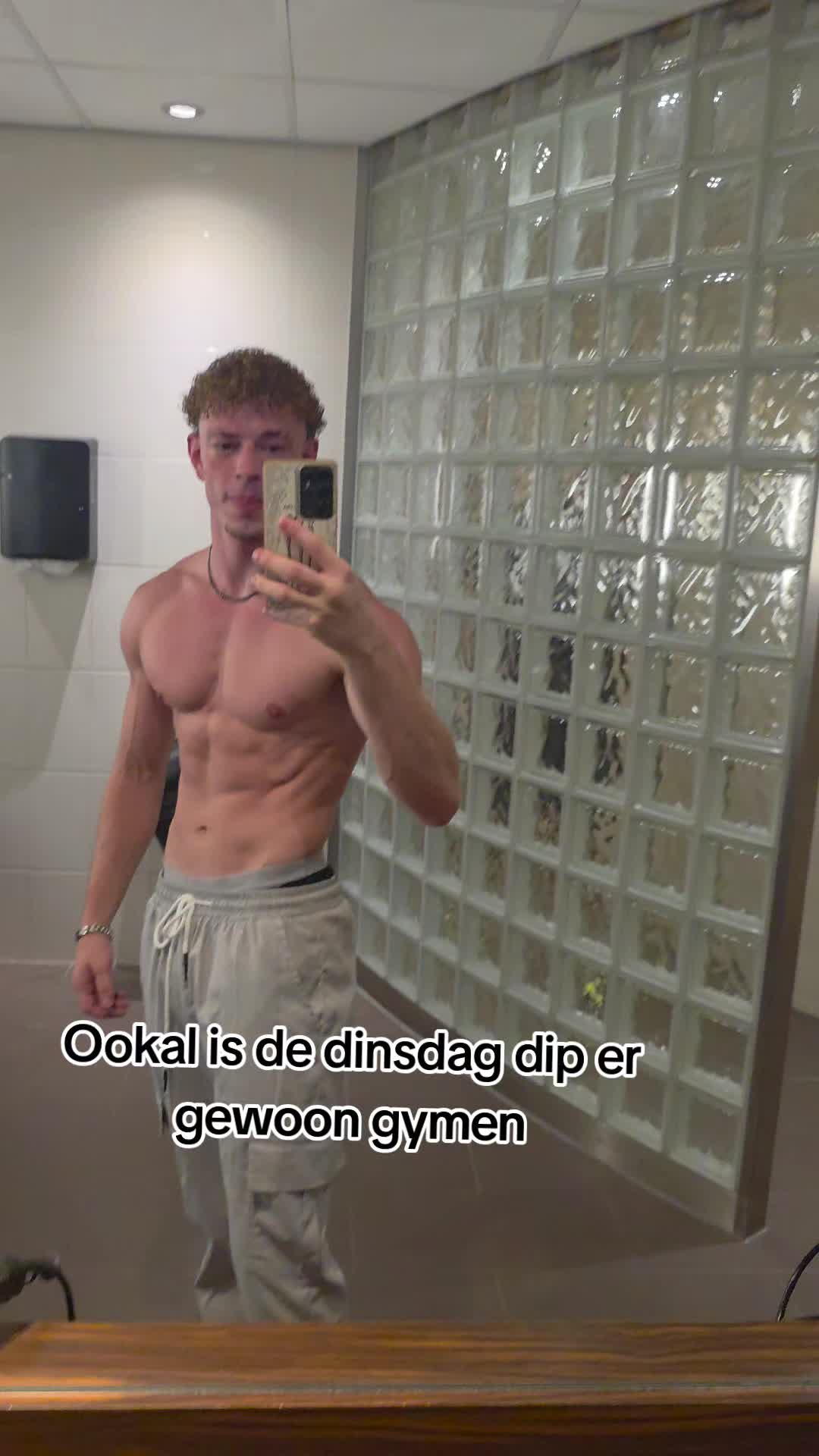 @RickyBuffeltje🌴🌴🌴