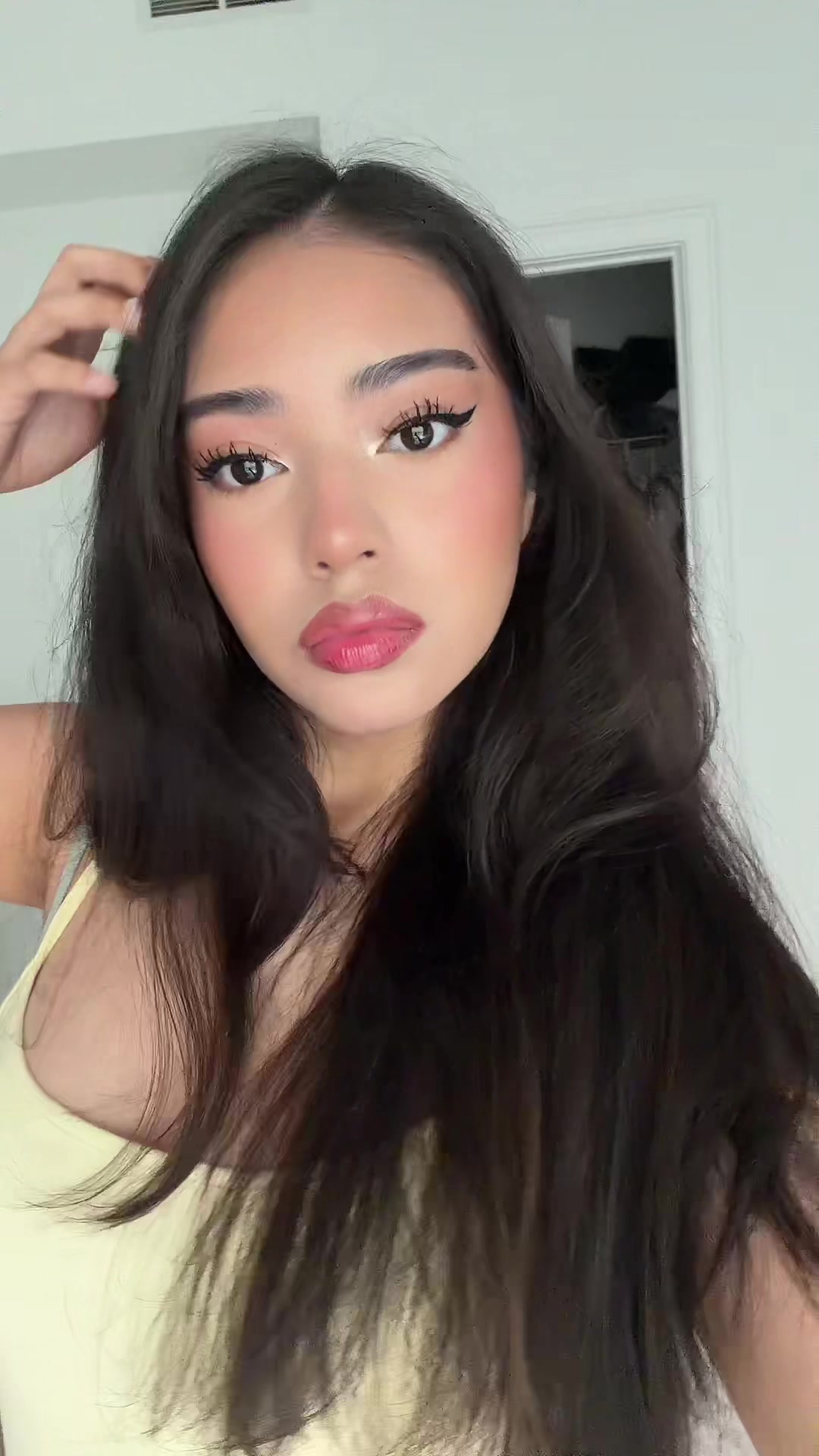 @leslye