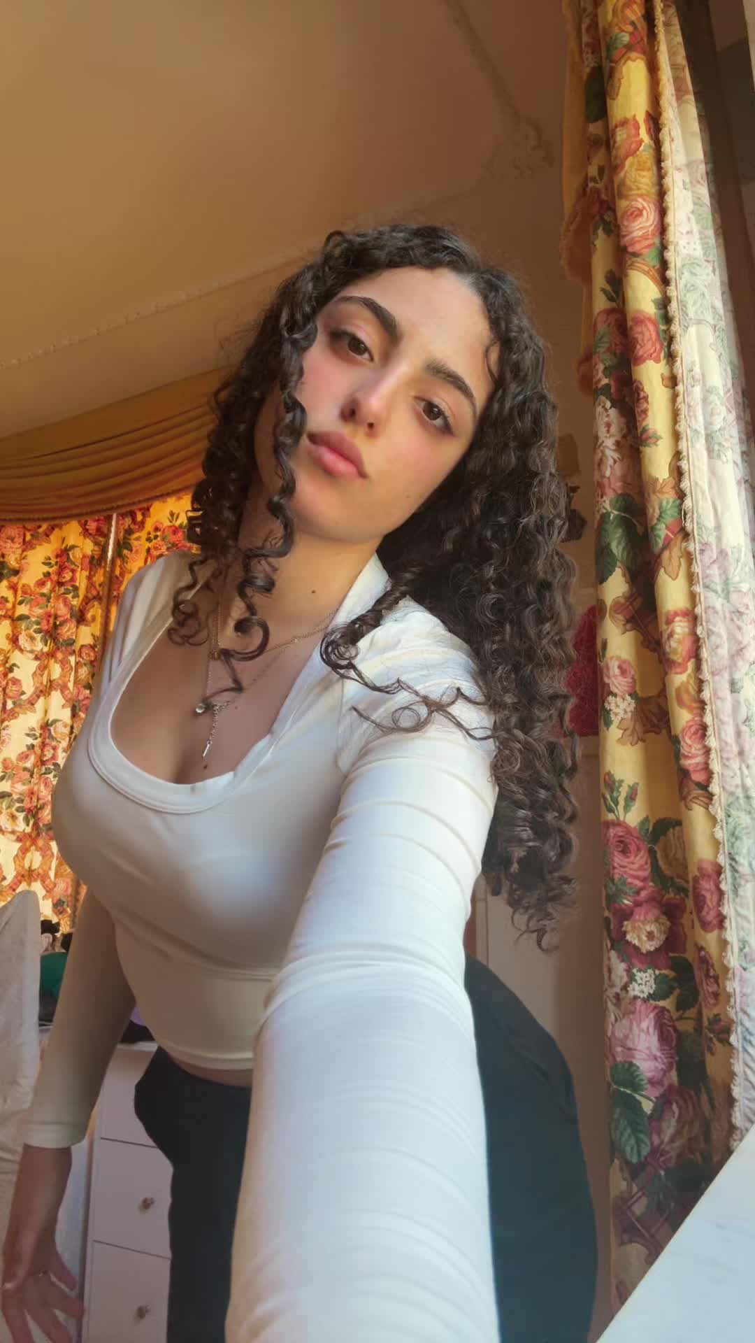 @ELEONORA🦋