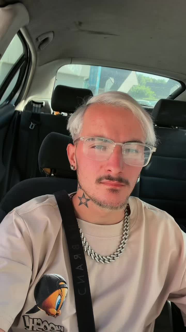 @𝔐𝔞𝔷𝔬𝔲𝔱.02