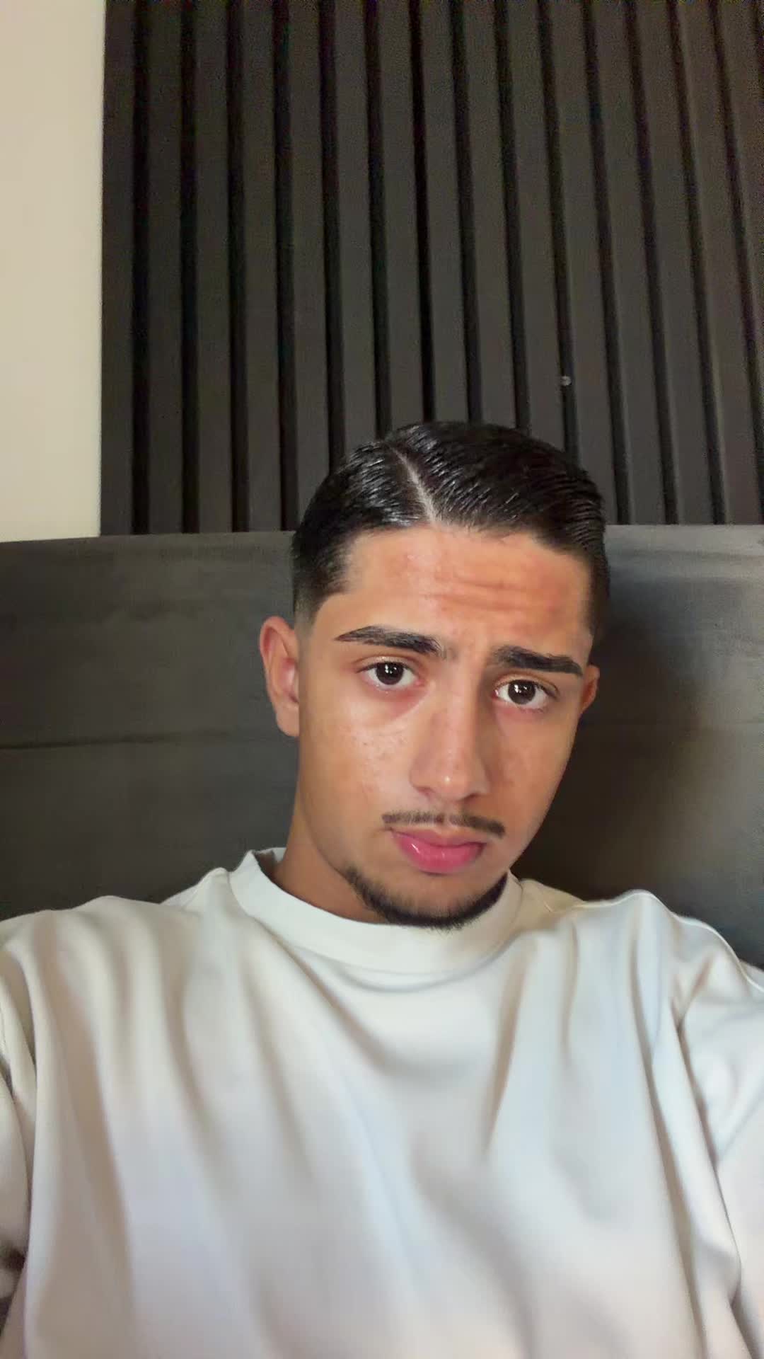 @🥥