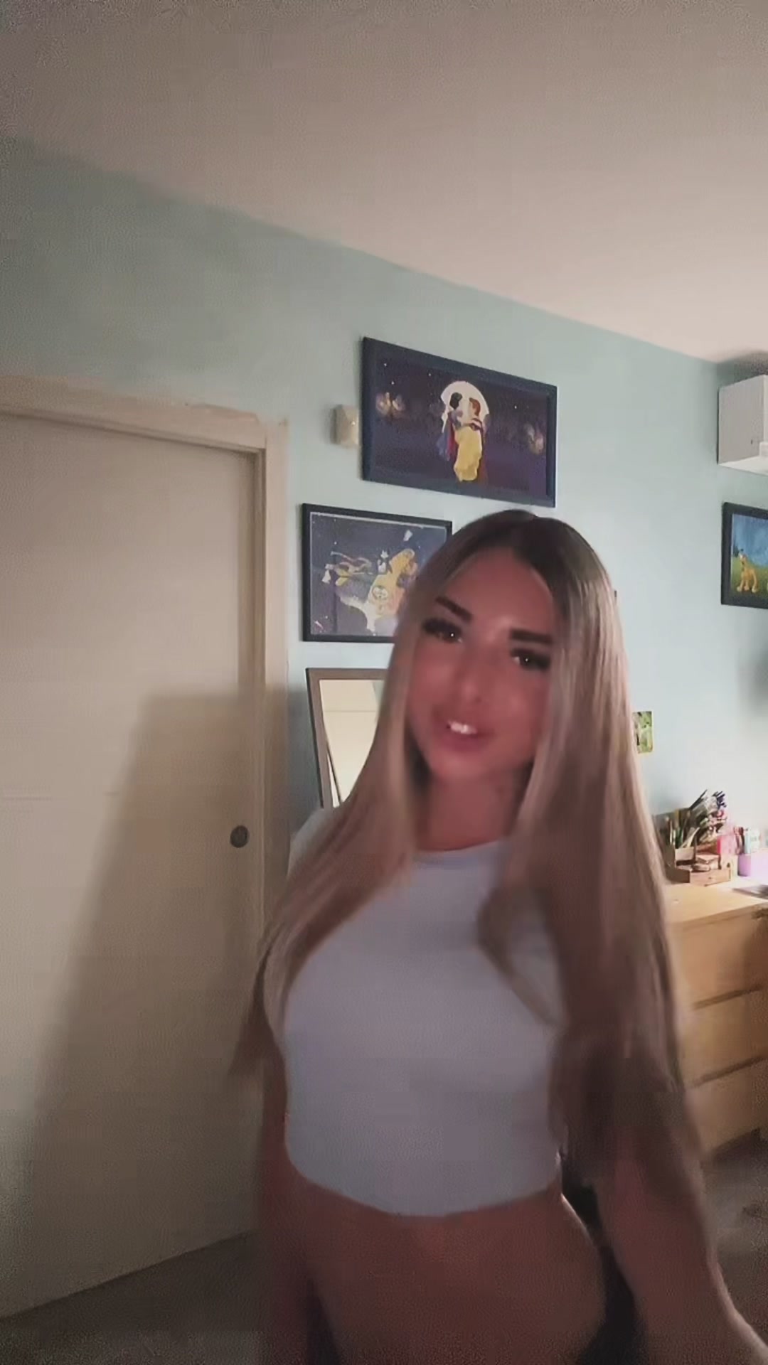 @𝓒𝓗𝓘𝓐𝓡𝓐