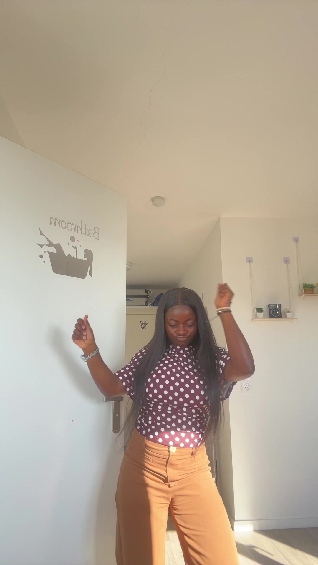 @C Sarah🇨🇲⟭⟬