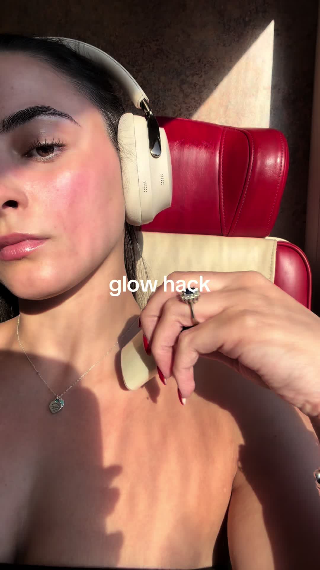 @bella