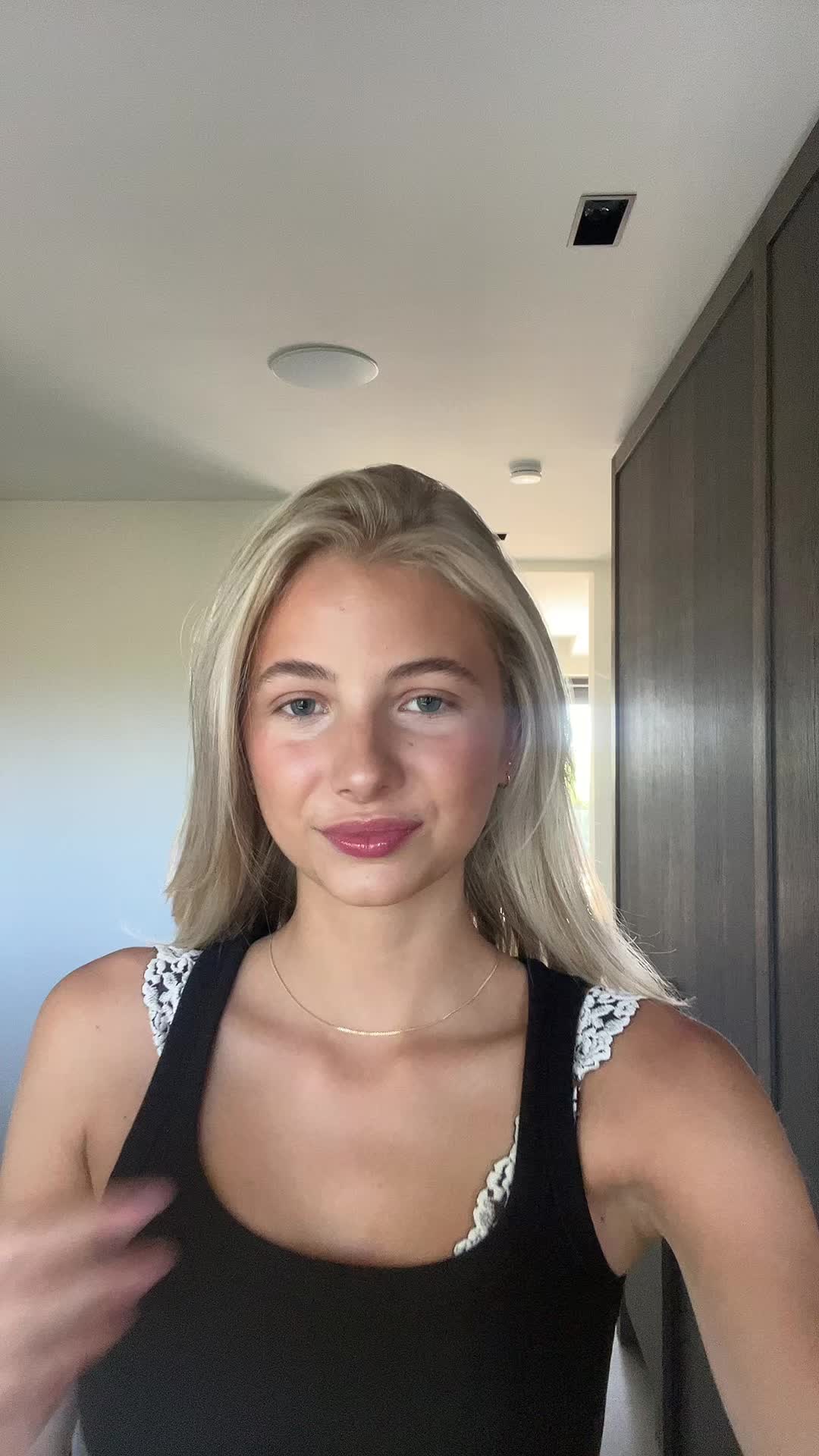 @𝐋𝐈𝐕