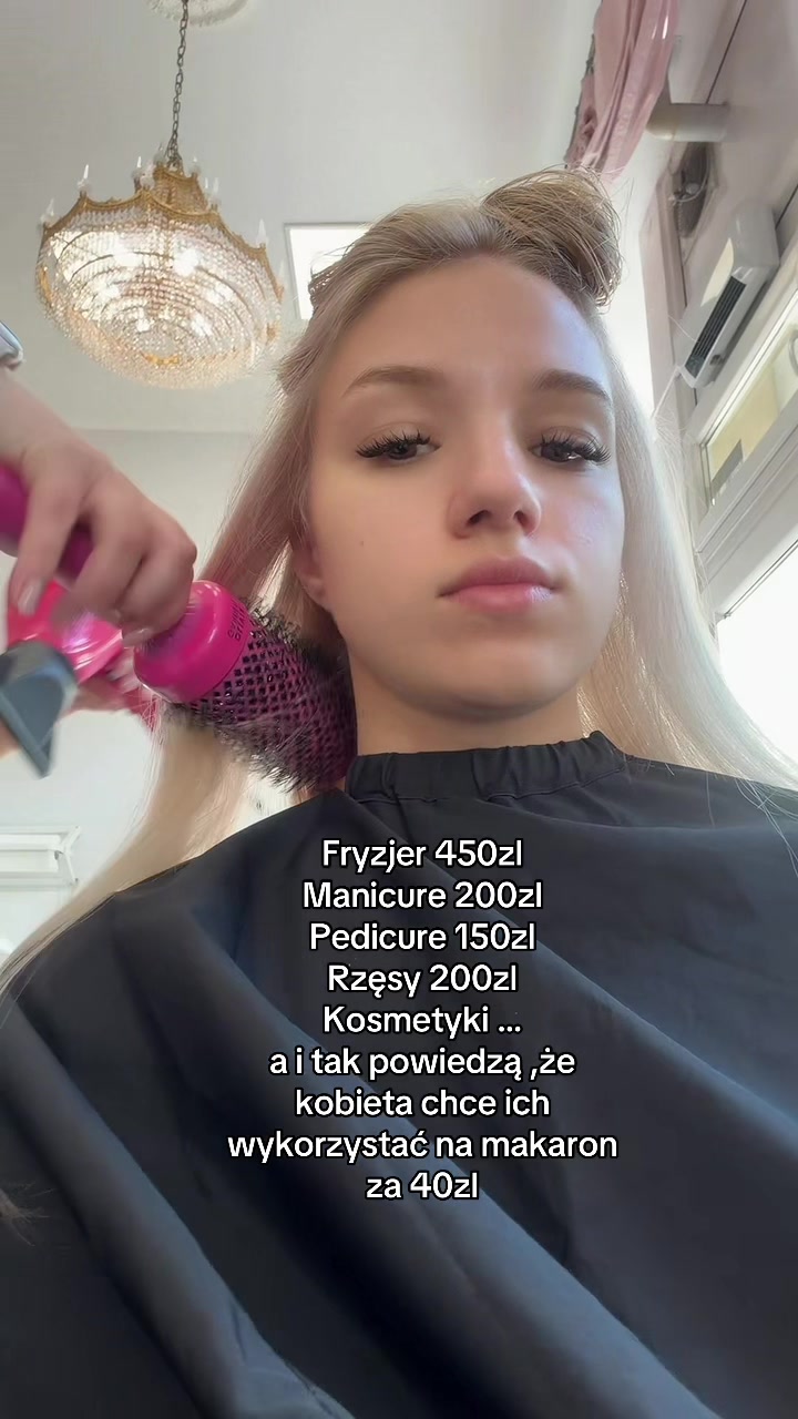@skosia_
