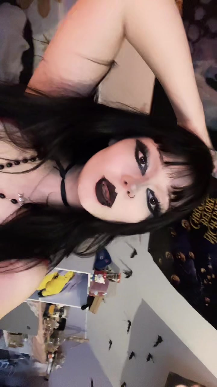 @♫⃠