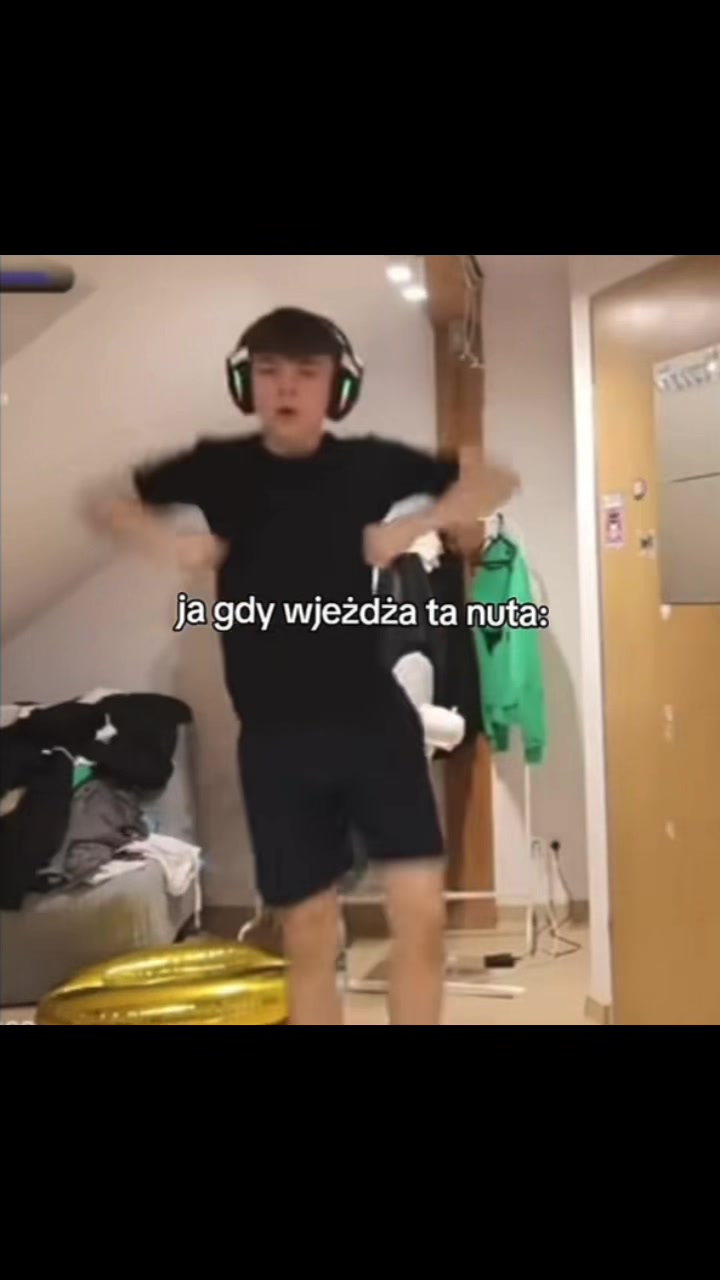 @_bl0ndynaa._