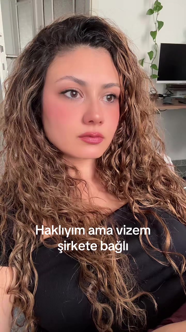 @Nesli