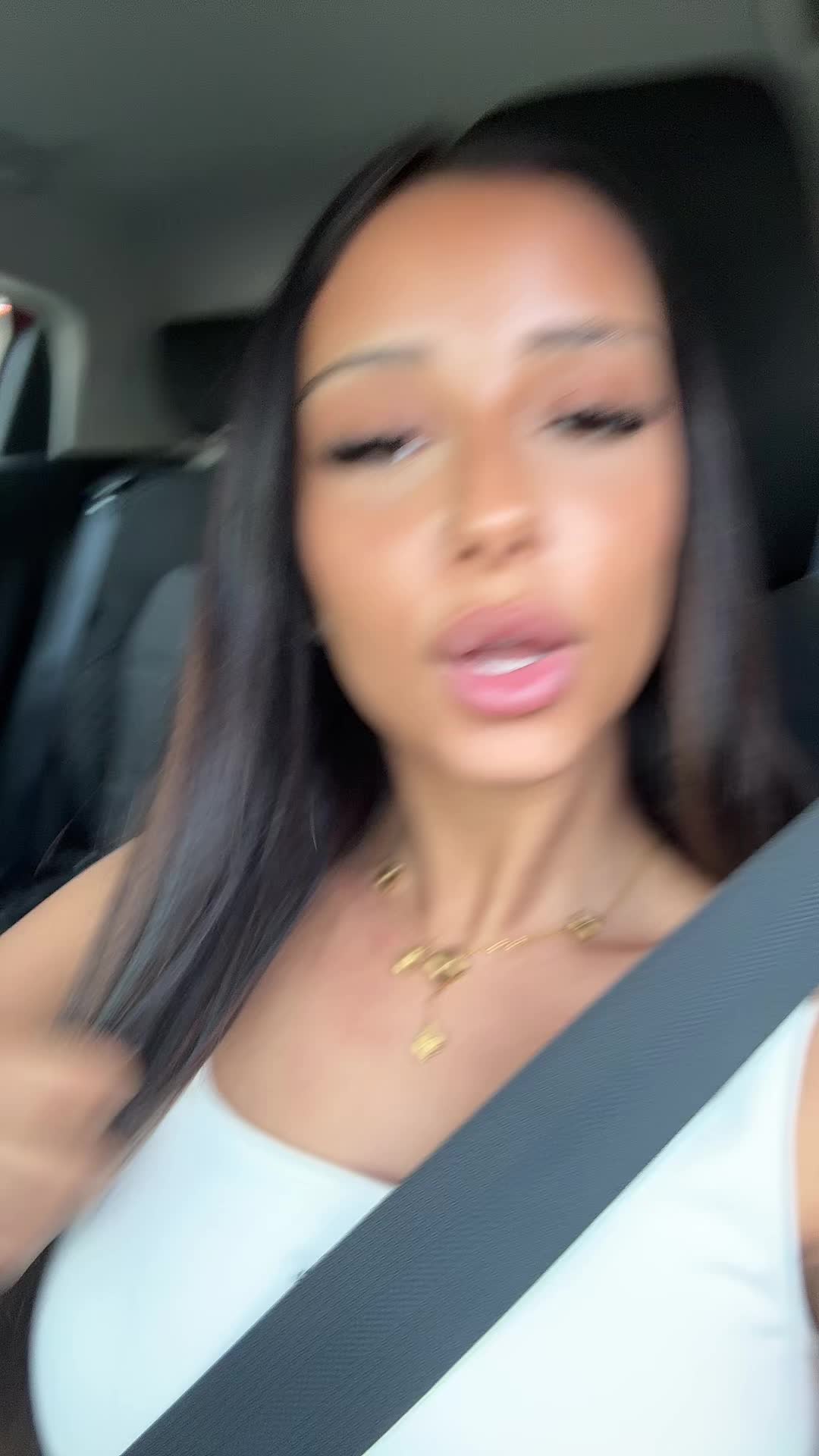@elissa