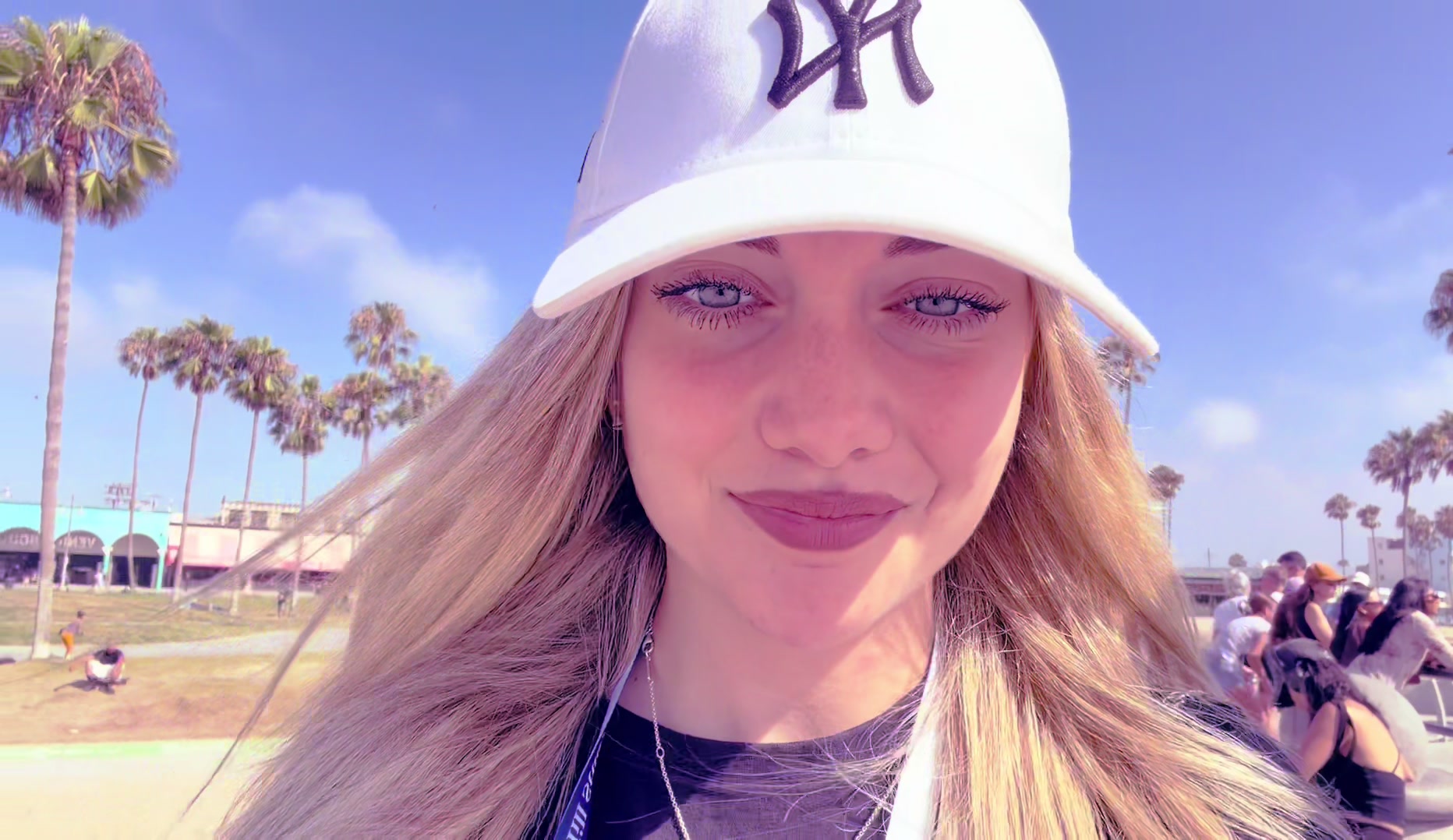 @👸🏼