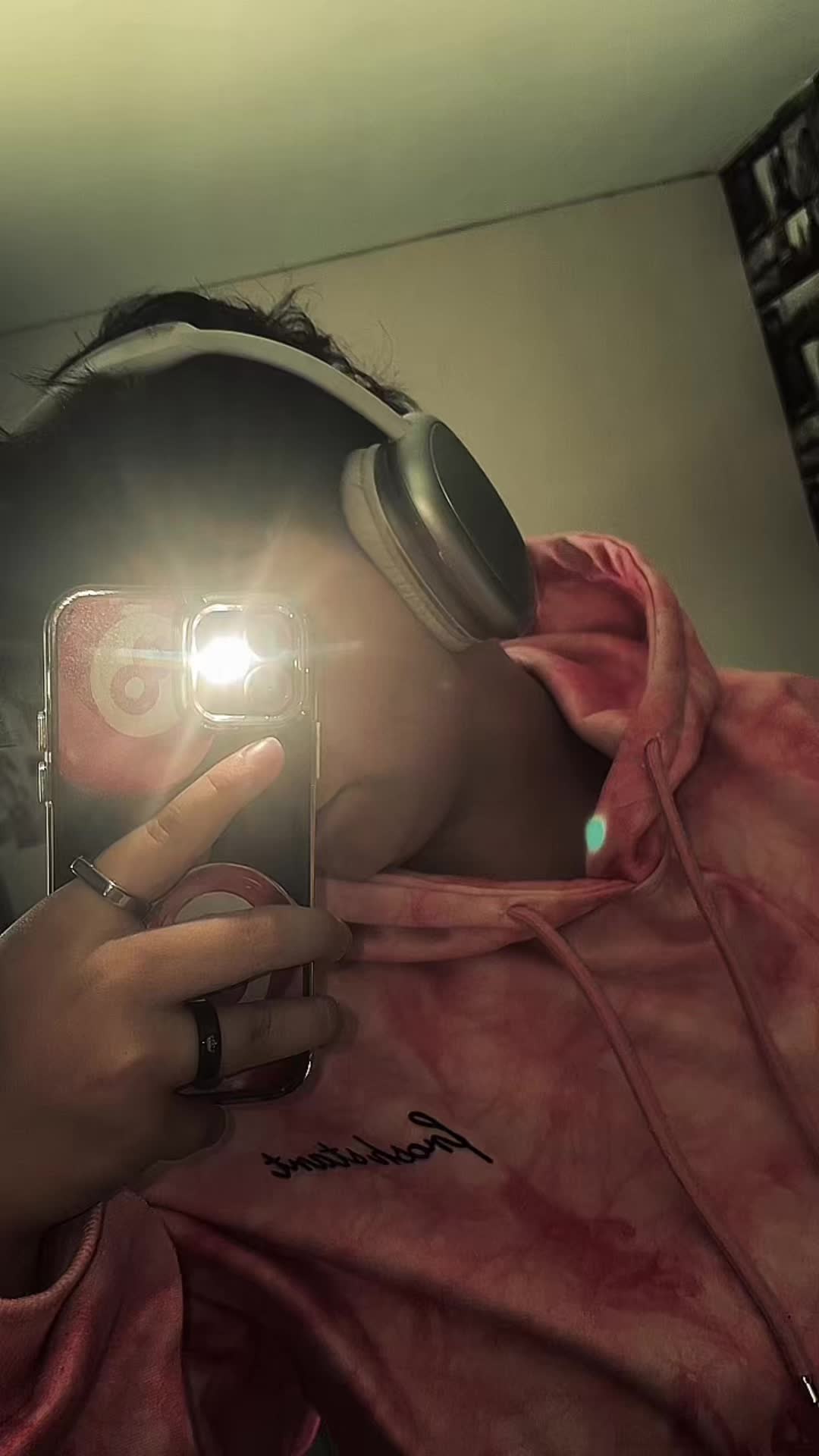 @YᑌKOᑎ