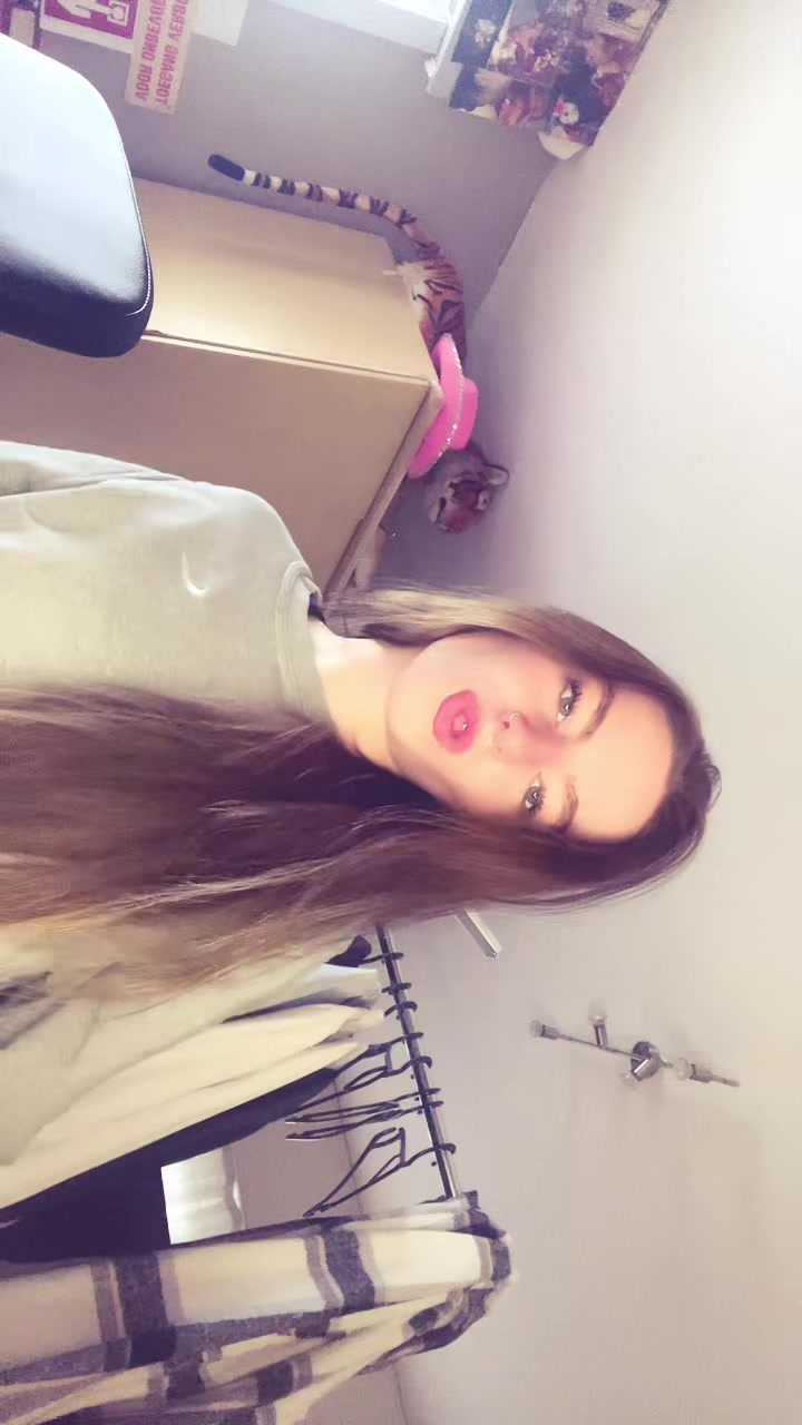 @👹