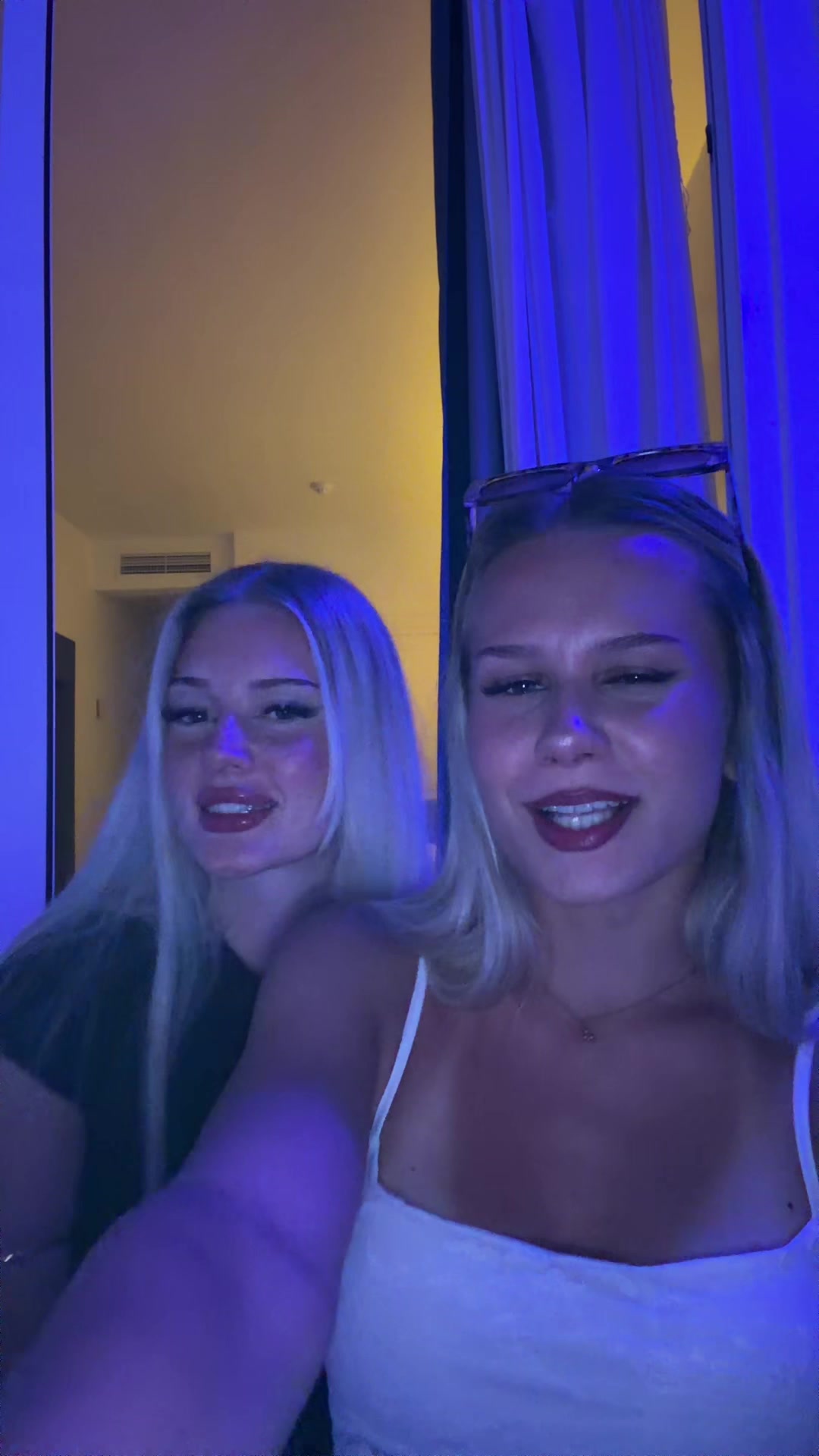 @Dascha & Alina