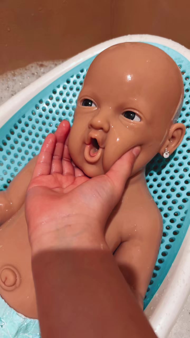 @ᑭEᗩᖇᒪ ᖇEᗷOᖇᑎᘔ 🦭
