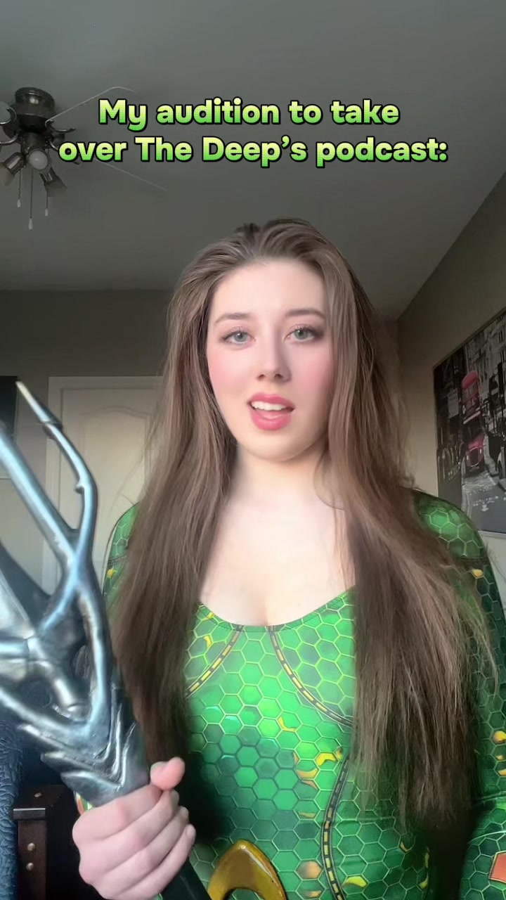 @taylorcosplayer