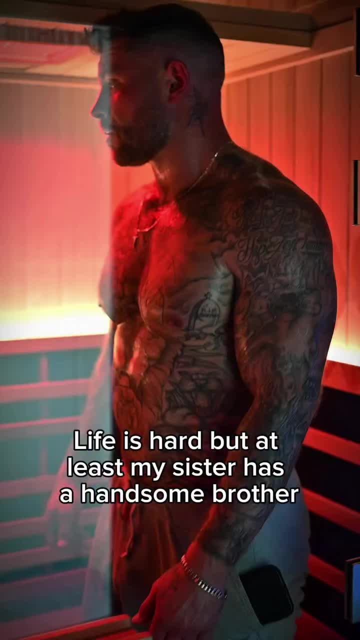 @_kevykevv