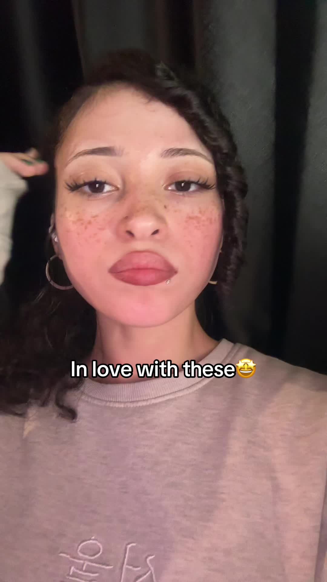 @Jneee