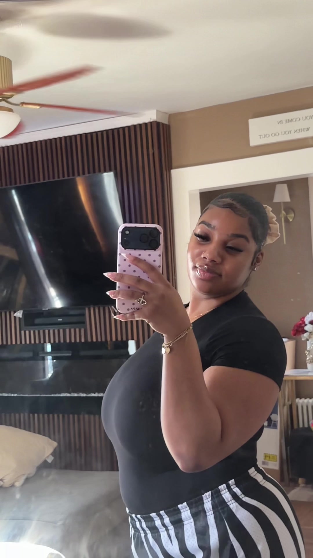 @chenielletv2is