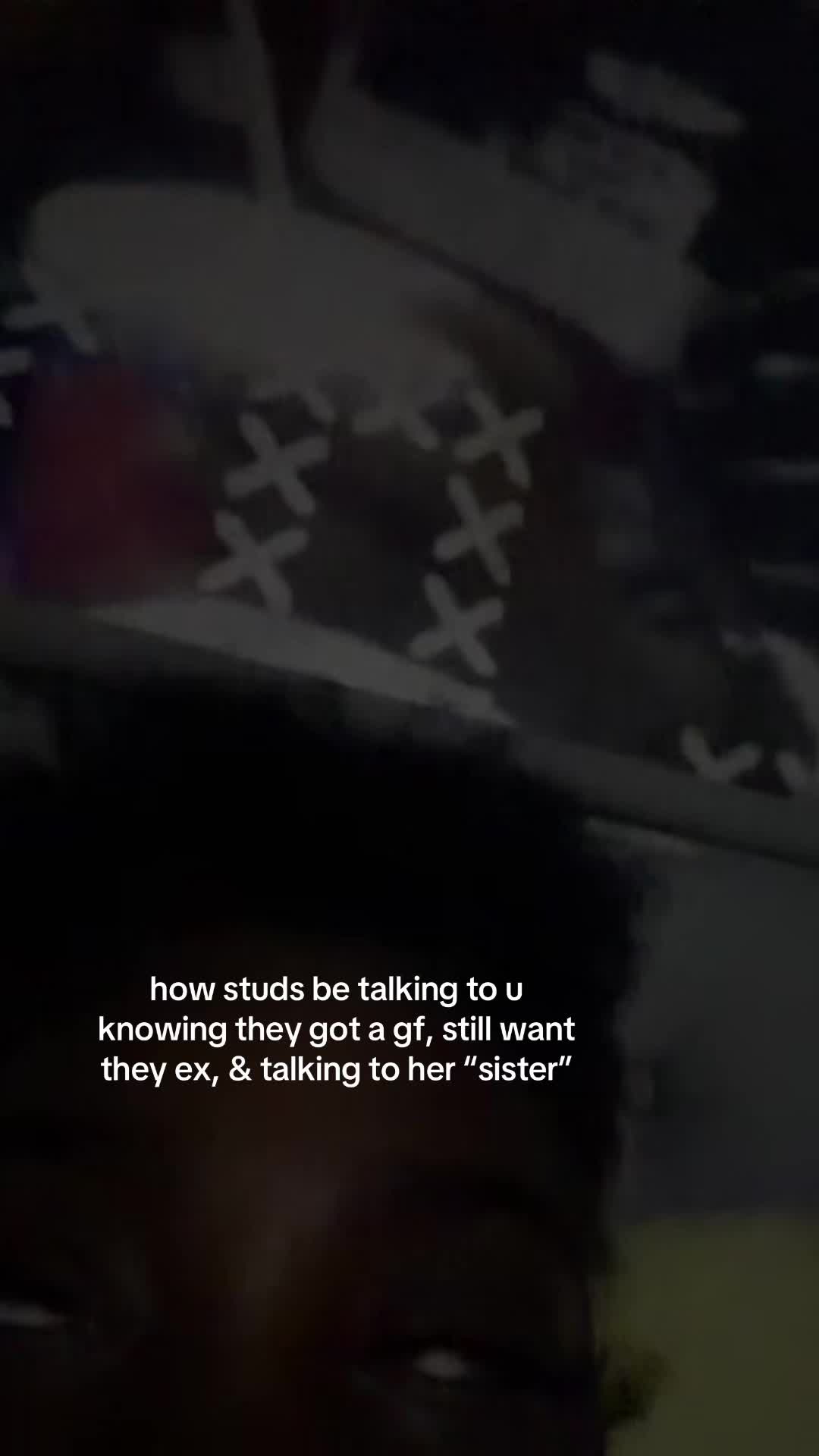 @👩🏽&zwj;❤️&zwj;💋&zwj;👩🏽