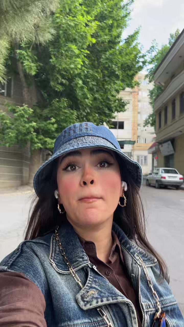 @smakamrn