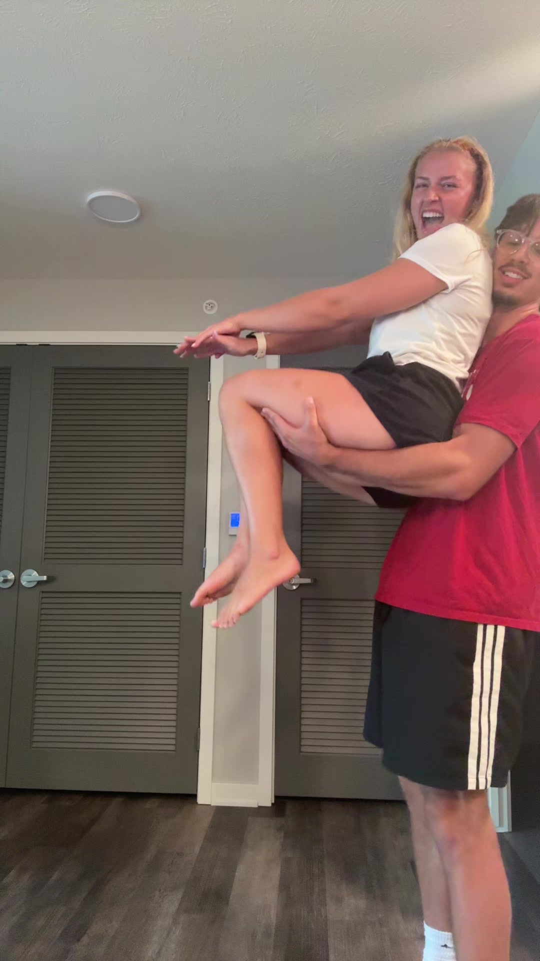 @mikalah