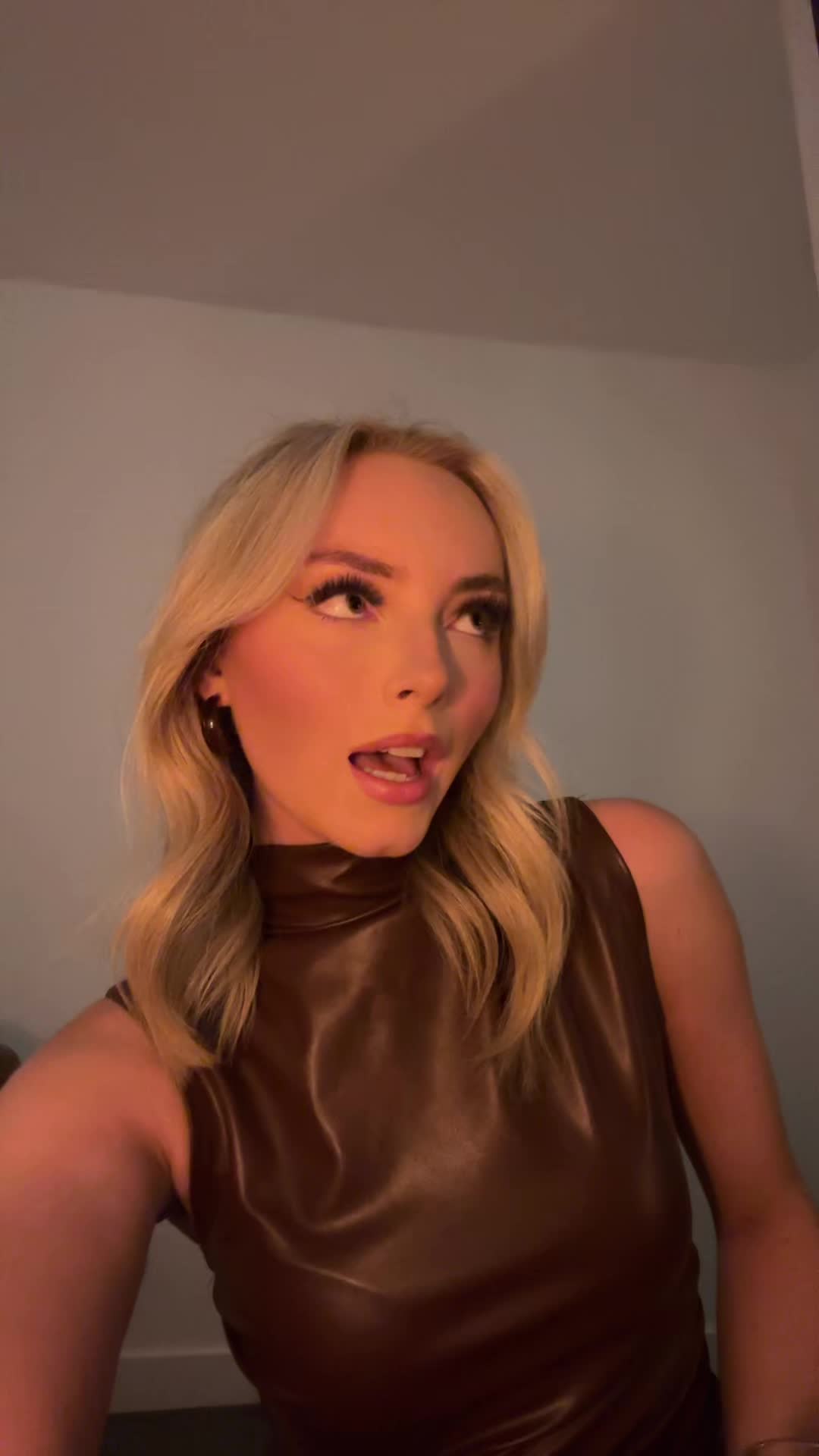 @Ella