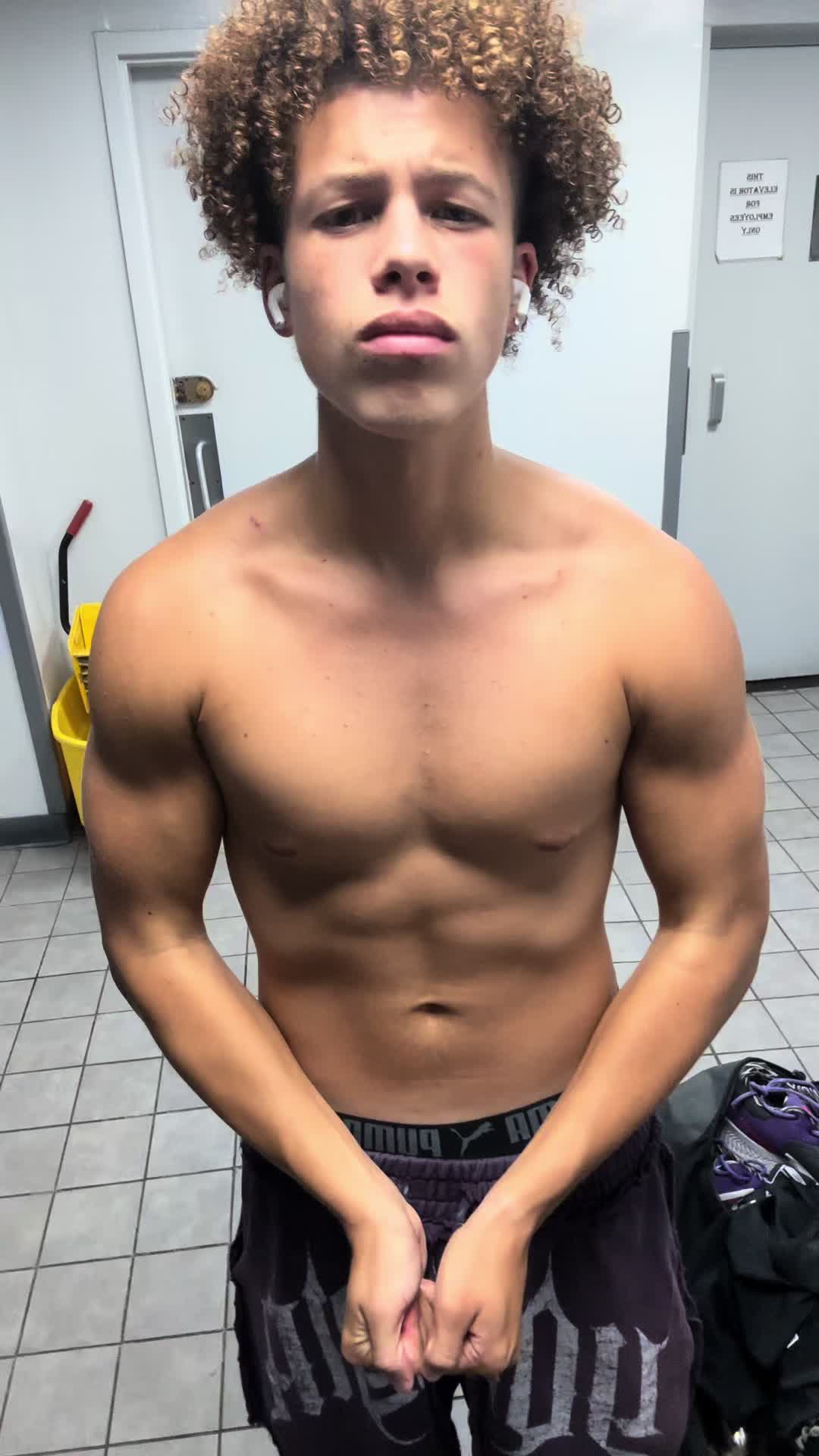 @Arlo_lifts