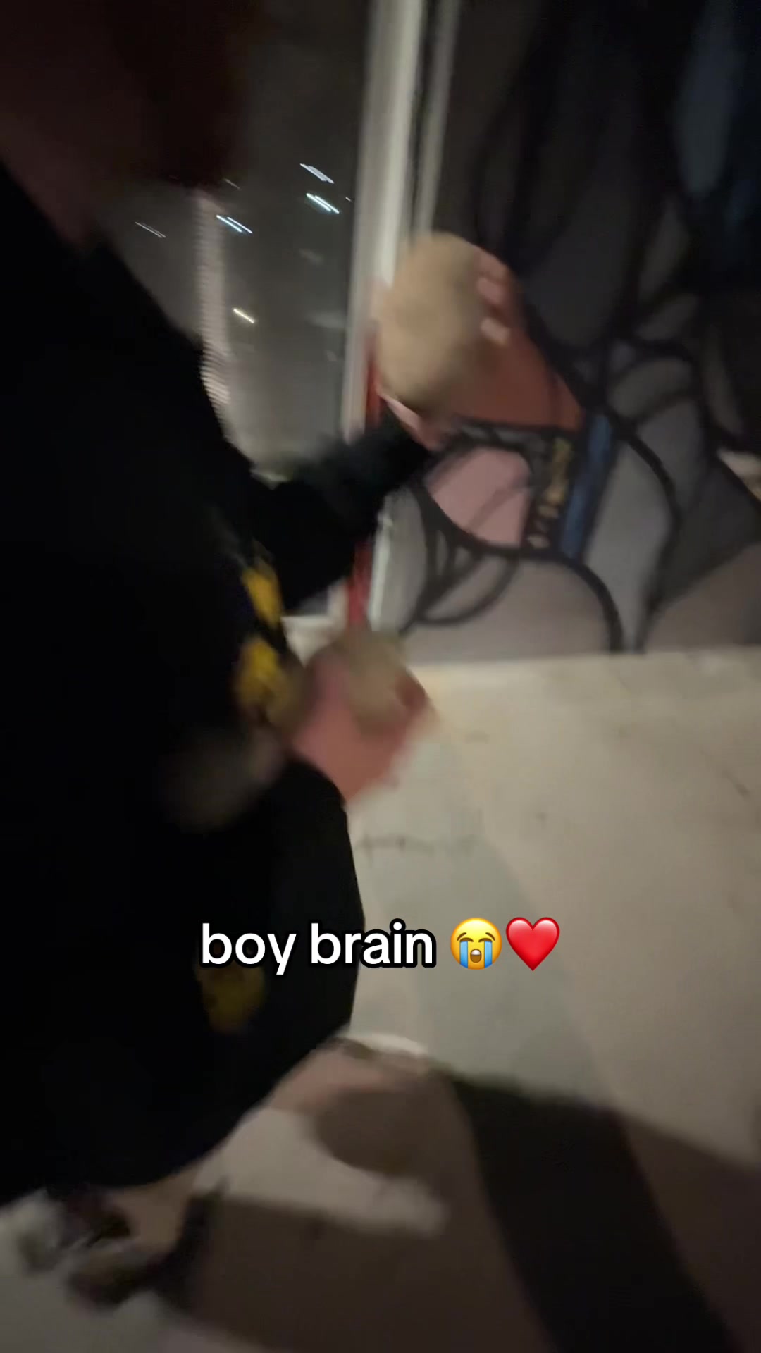 @ari 🖤✨🎰