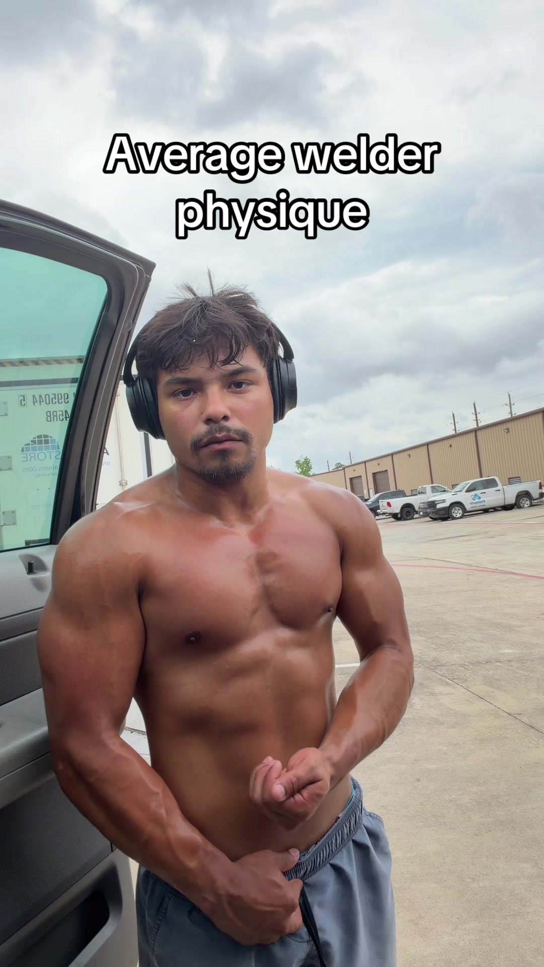 @izzyvega