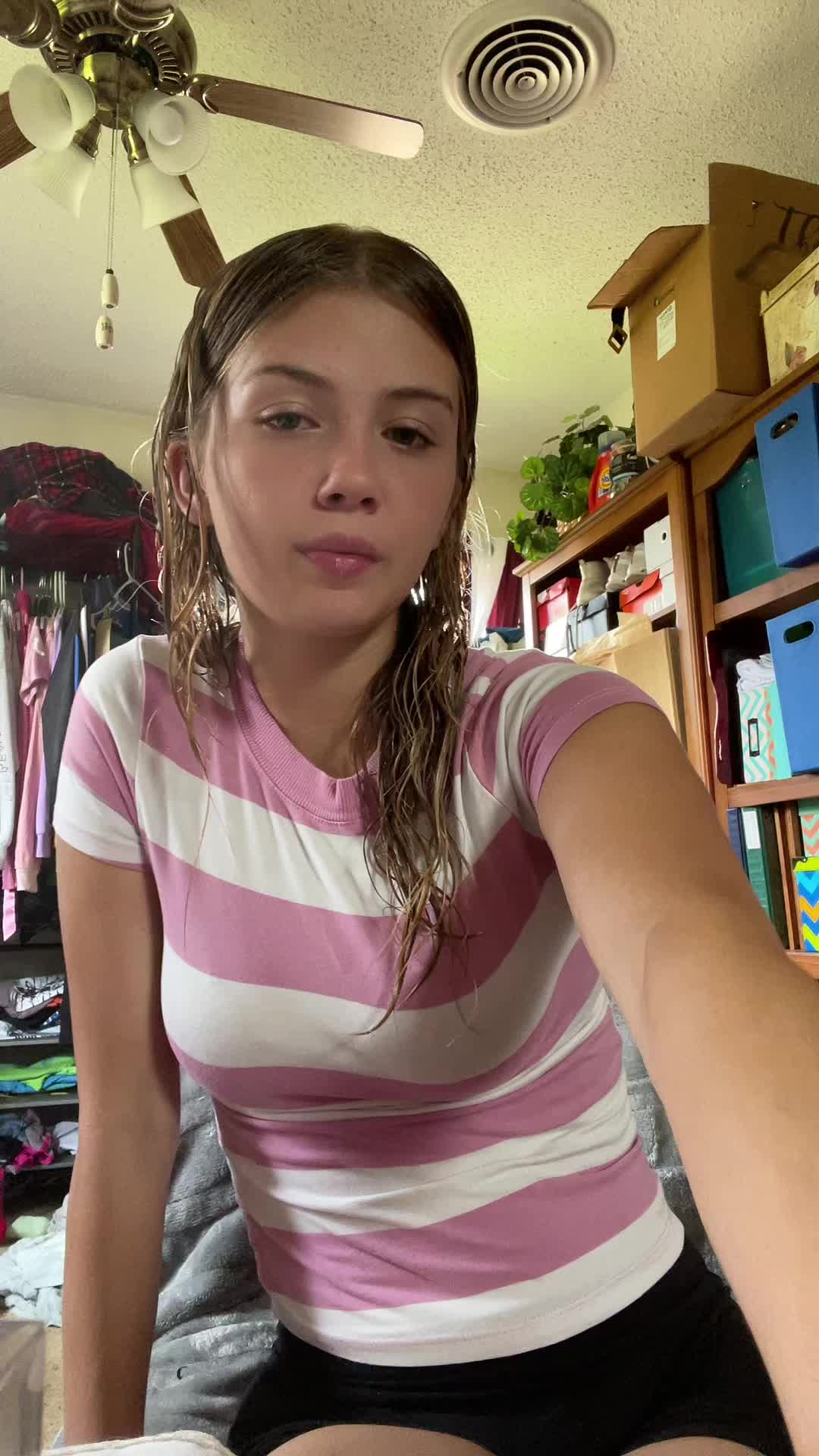 @j