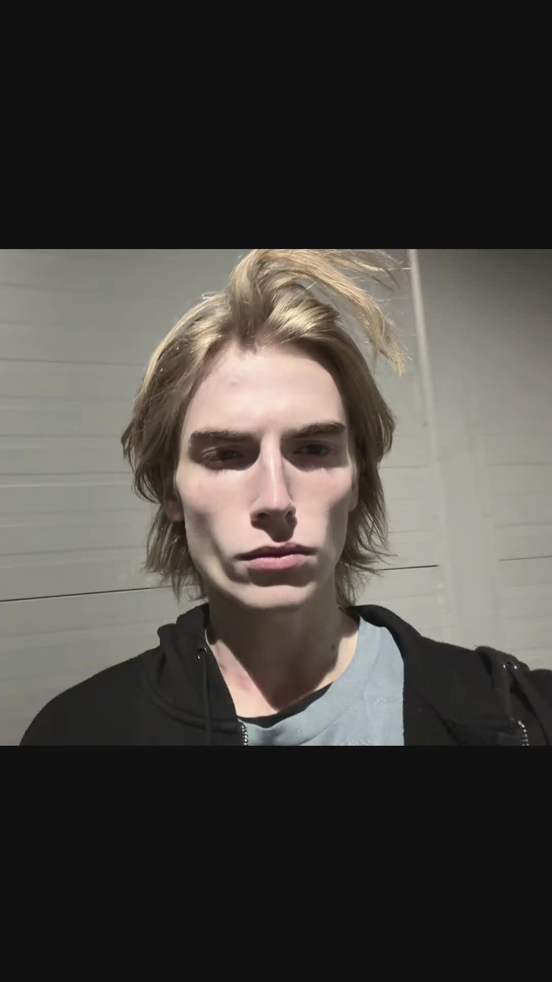 @keepuptothedark