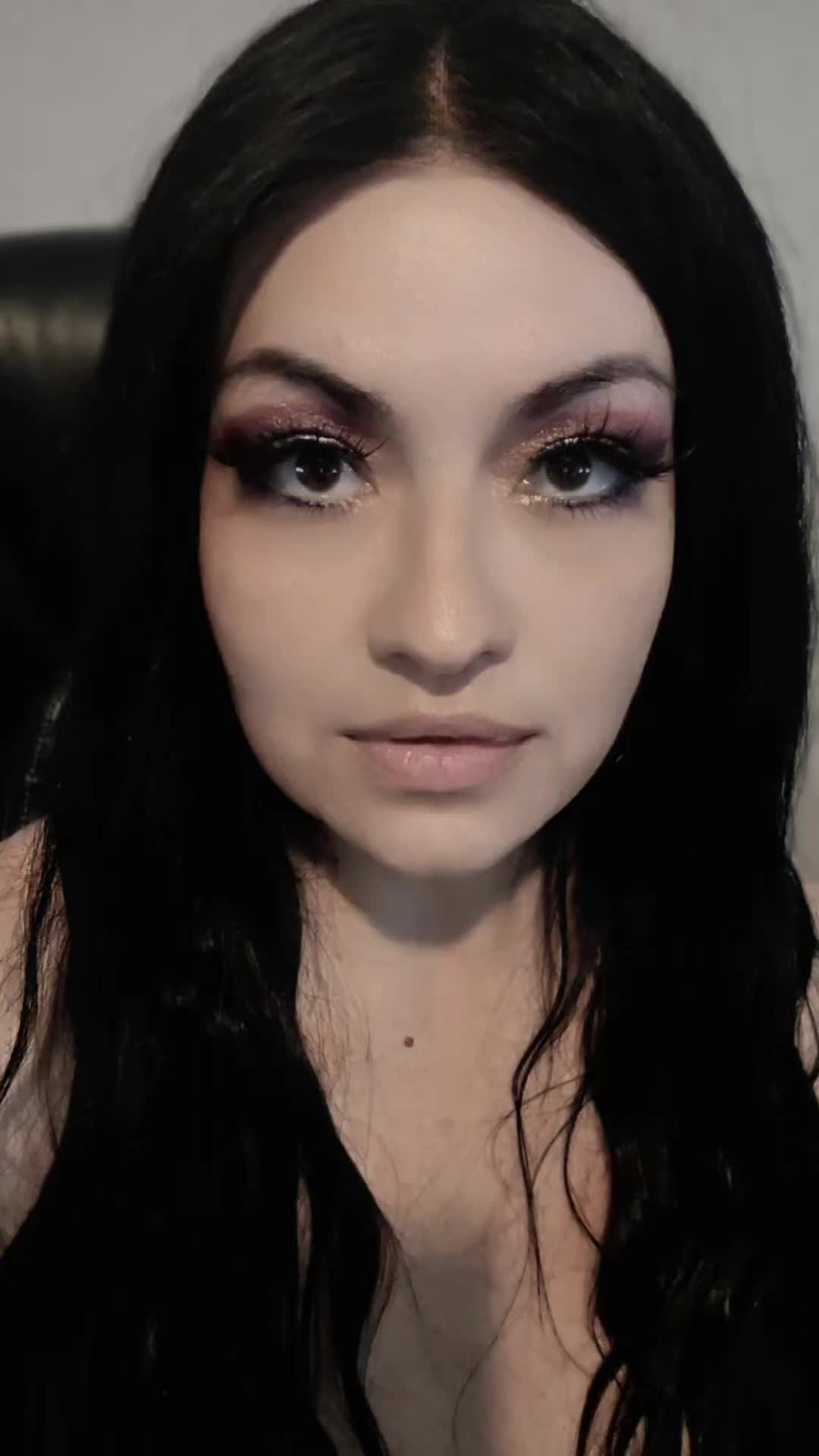 @HoneyBDisney