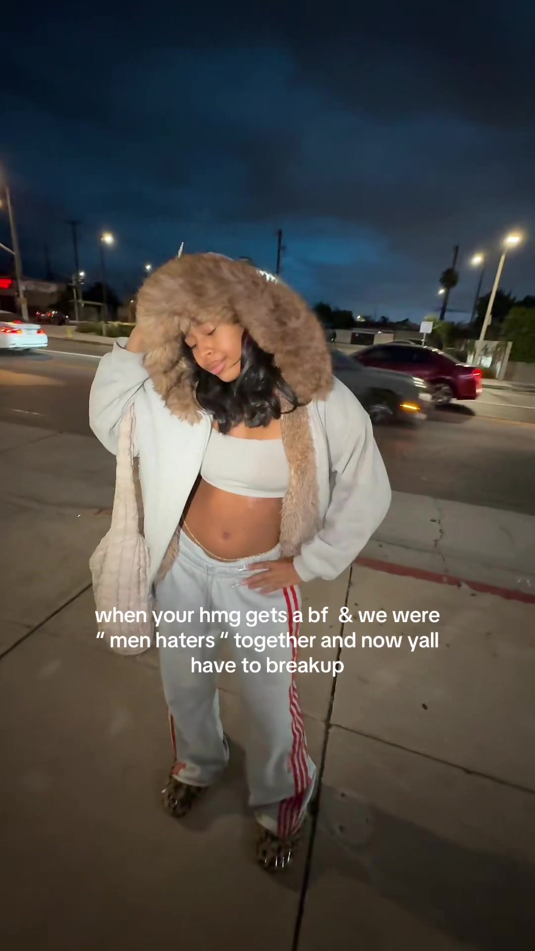 @E👅