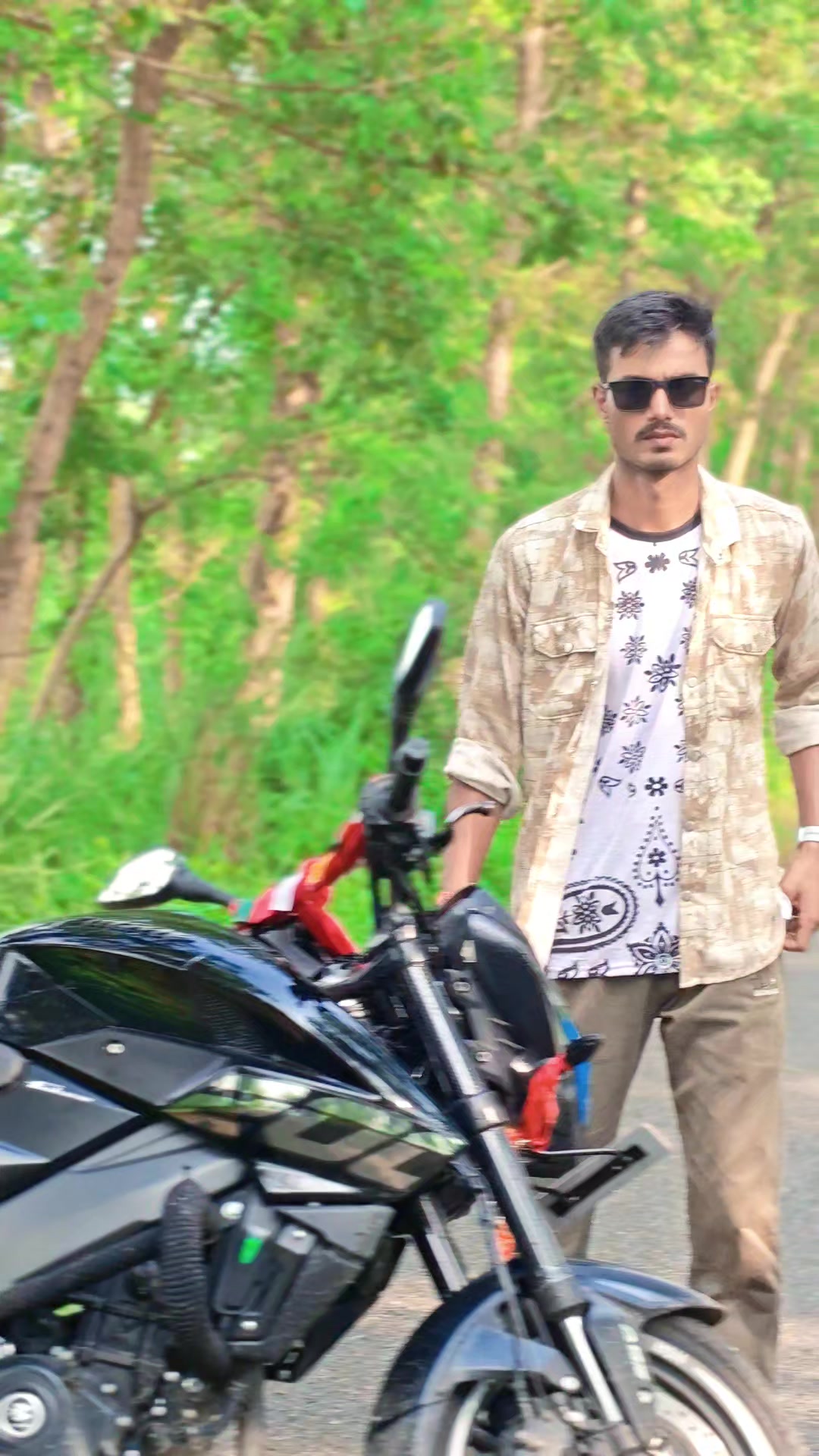@❣️Niraj_sah_💫❣️