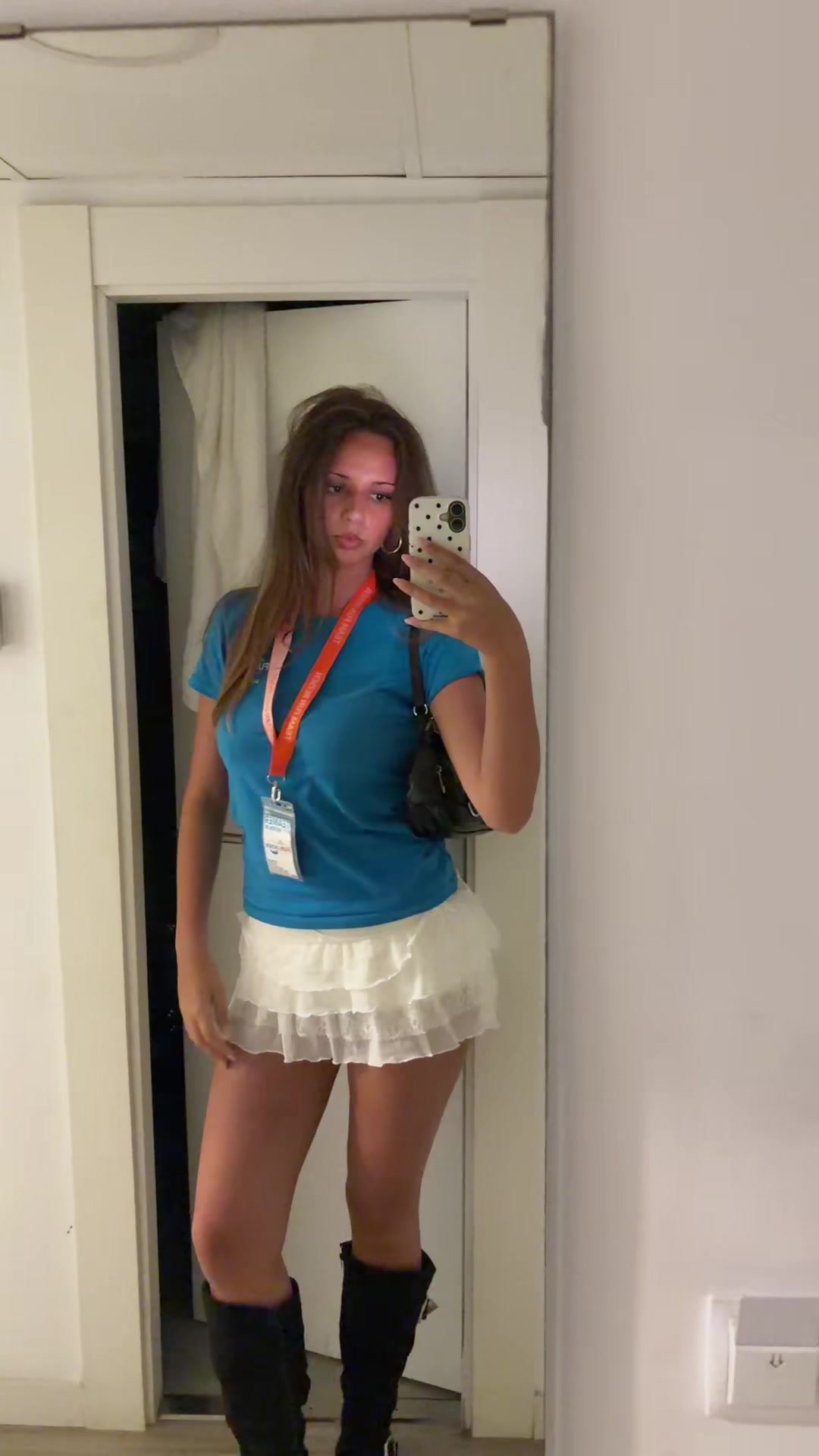 @LarissaLauraa